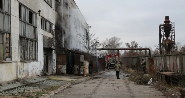 Росія обстріляла у Херсоні ліцей та житловий будинок
