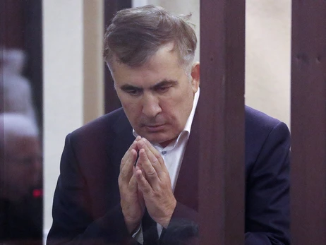 Грузинський суд відмовився звільнити Саакашвілі від покарання та залишив його у в'язниці