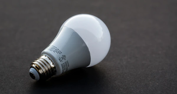 LED-лампы от ЕС: почему обменяют не все старые, а новые светят «не так»