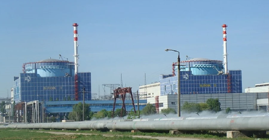 Из-за российских обстрелов на Хмельницкой АЭС остановили один блок