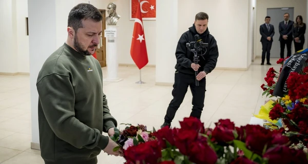 Зеленский почтил память погибших в Турции: Украинцы разделяют эту боль