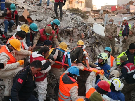 Через землетрус у Туреччині загинули п'ятеро українців