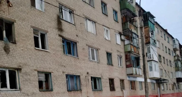 Из-за ракетного удара по Дружковке повреждены две многоэтажки
