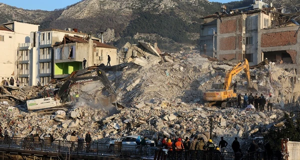 На Туреччину знову обрушився потужний землетрус поблизу кордону із Сирією
