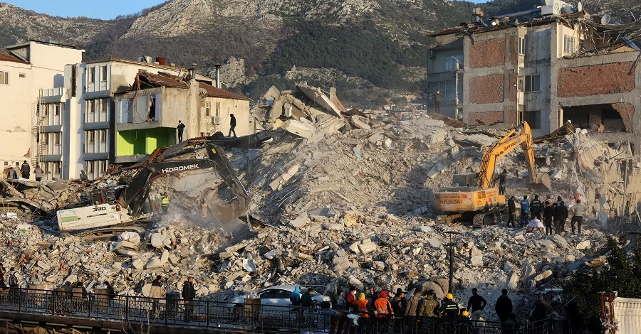 На Туреччину знову обрушився потужний землетрус поблизу кордону із Сирією