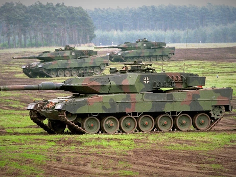 Украинские бойцы произвели первый выстрел из танка Leopard 2A6