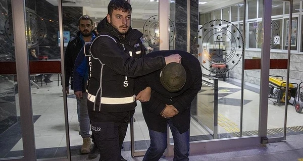 Землетрясения в Турции: арестованы 160 человек, причастных к строительству обрушившихся зданий 