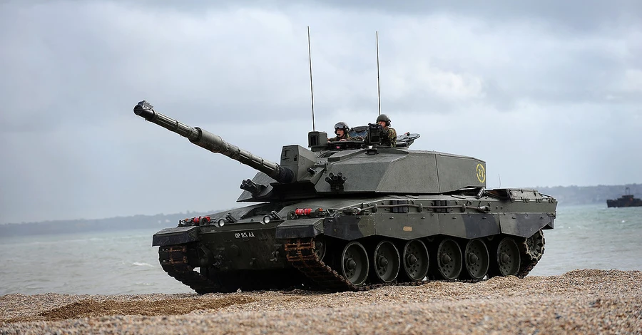 Великобритания заявила о возможном предоставлении Украине дополнительных танков Challenger 2