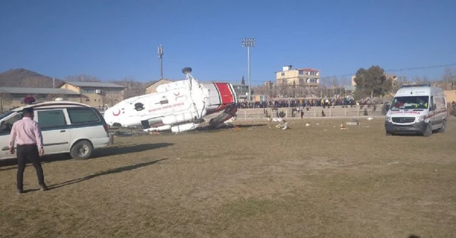 В Ірані розбився гелікоптер, в якому знаходивсяв міністр спорту