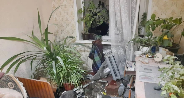 За ніч росіяни 17 разів обстріляли Нікопольський район Дніпропетровської області