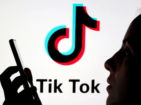 Белый дом приказал госучреждениям за 30 дней удалить TikTok