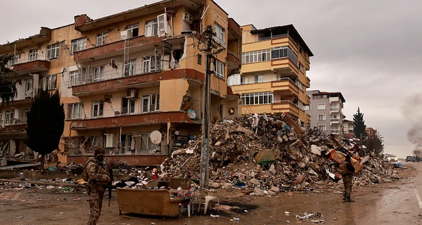 У Туреччині новий землетрус, є загиблі та поранені 