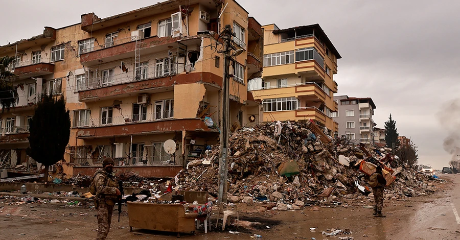 У Туреччині новий землетрус, є загиблі та поранені 