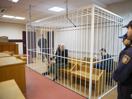 У Білорусі нобелівського лауреата Беляцького засудили до 10 років колонії