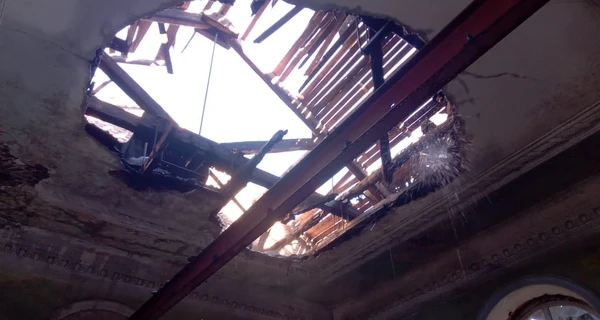 Росіяни розбомбили залізничний вокзал у Куп'янську