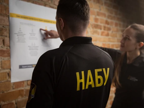 НАБУ подозревает экс-нардепа от ОПЗЖ Исаенко в попытке завладеть участком в Киеве