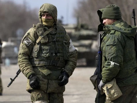Российские оккупанты глушат связь и закрывают города в Луганской области