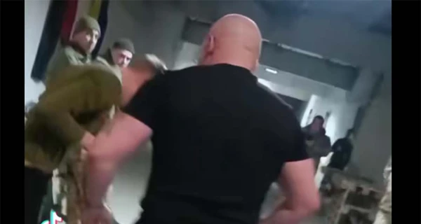 ДБР розслідує побиття солдата на Житомирщині 