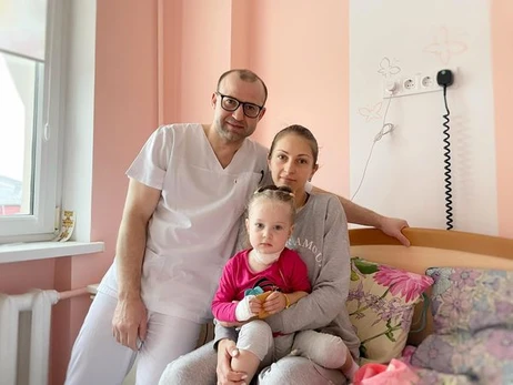 Львівські лікарі врятували дівчинку з рідкісною вродженою недугою
