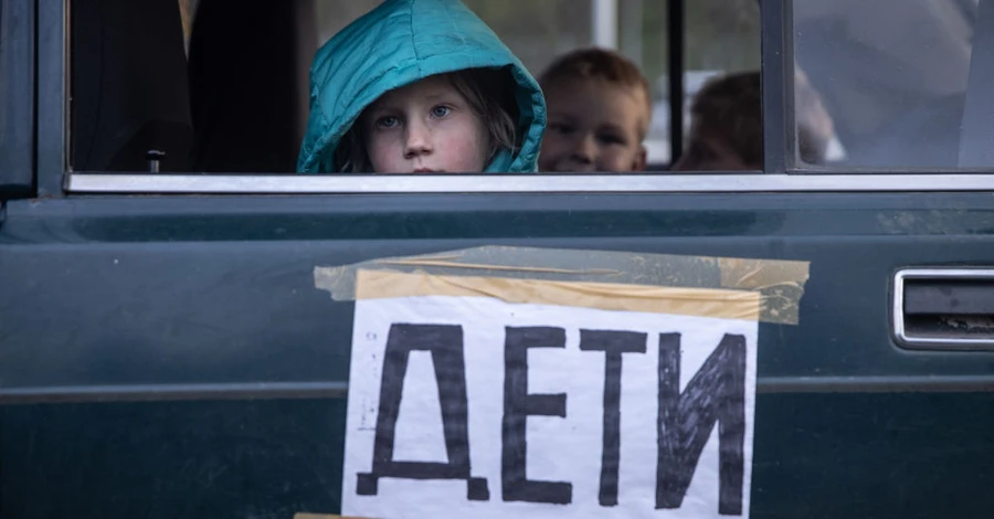 Украине удалось вернуть более 300 депортированных в РФ детей