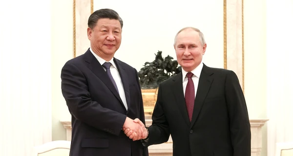 Путин заявил Си Цзиньпину, что “внимательно” изучил план Китая по Украине