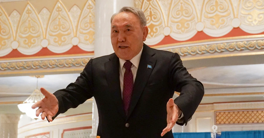Назарбаев впервые появился на публике после операции на сердце