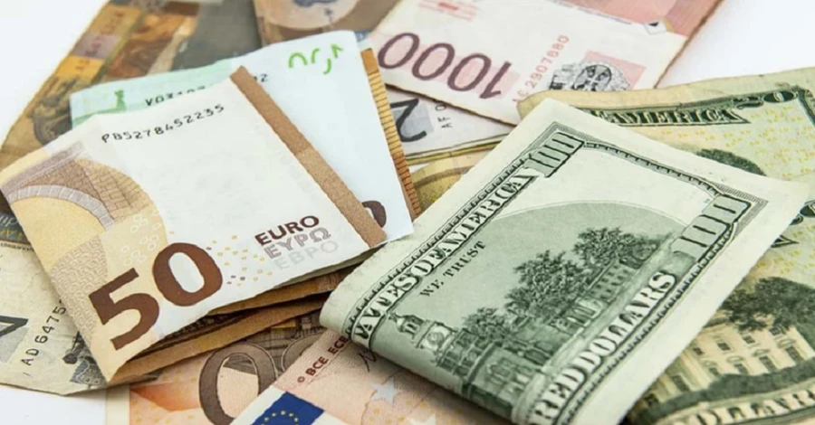 Курс валют в Украине 21 марта: сколько стоят доллар, евро и злотый
