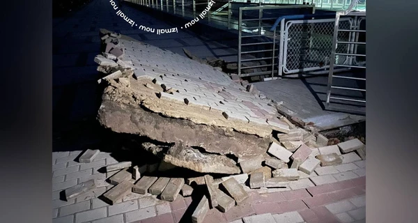 В Ізмалі вночі зіштовхнулися два судна, пошкоджена набережна