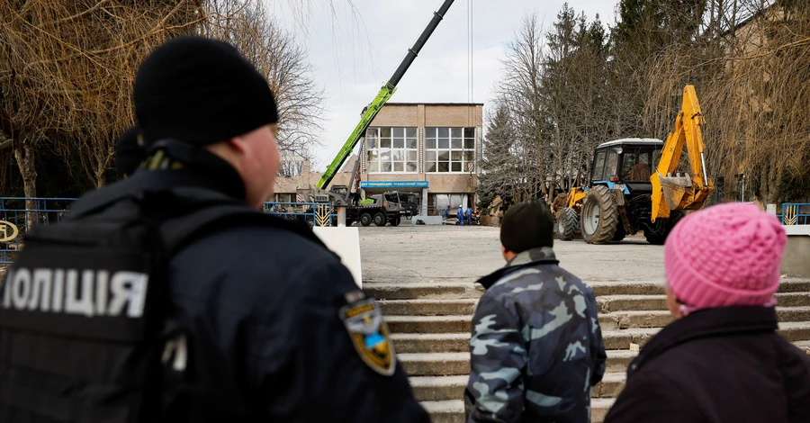 В Ржищеве разобрали завалы и нашли тело девятой погибшей - комендантки общежития