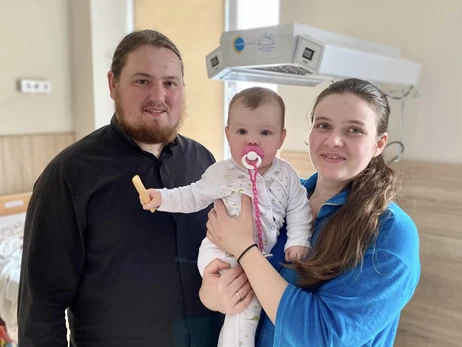 Львівські лікарі врятували життя 8-місячної дівчинки з тяжким уродженим захворюванням