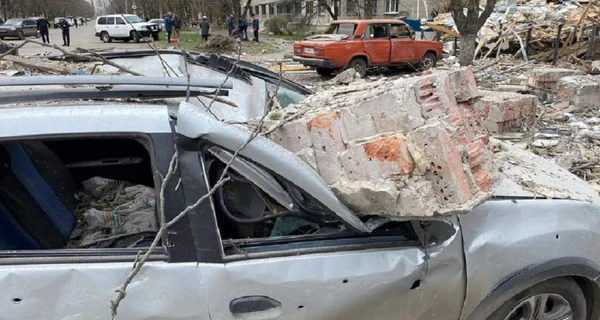 Россияне ударили ракетами по Славянску, есть погибший и раненые