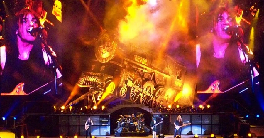 Легенда року AC/DC повертається на сцену після 7-річної перерви