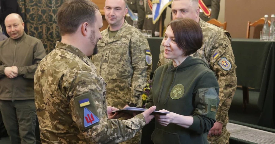 В Украине состоялся первый выпуск военных капелланов 