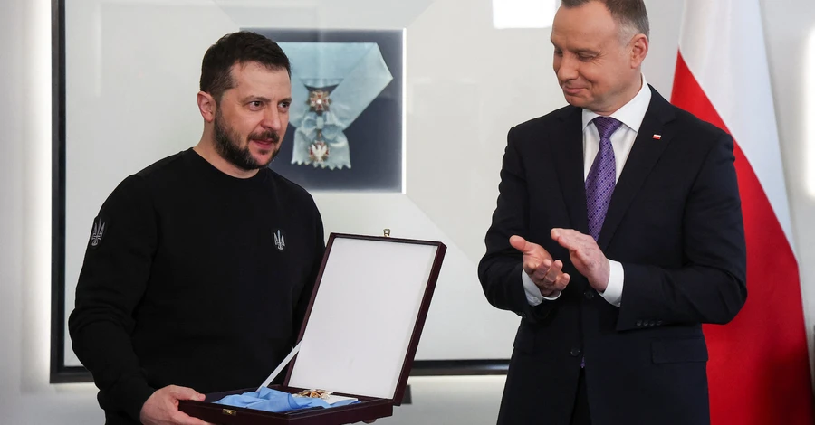 Дуда вручил Зеленскому высшую награду Польши – орден Белого Орла