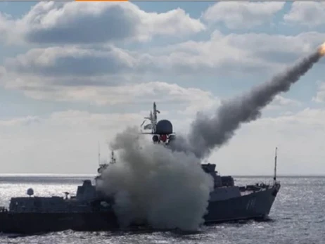 Росіяни вивели у Чорне море чотири ракетоносії загальним залпом до 24 