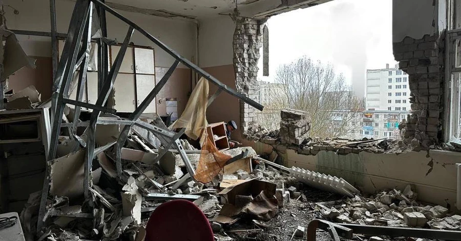 Росіяни обстріляли Станіслав на Херсонщині, поранено матір та двоє дітей