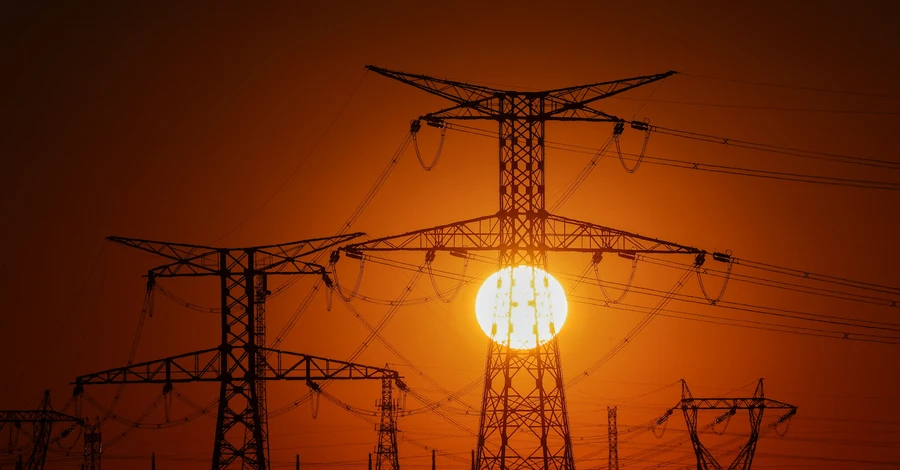 Украина возобновляет экспорт электроэнергии при условии наличия света у украинцев