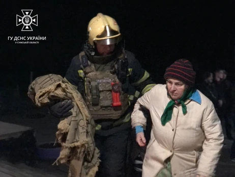 На Сумщине пациентов психоневрологического интерната эвакуировали после попадания российской авиабомбы