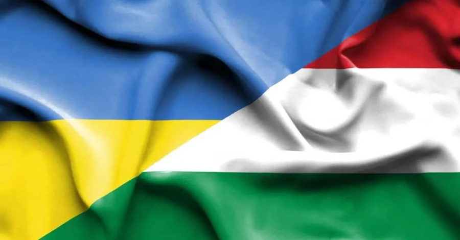 Министры Украины и Венгрии обсудили украинское зерно и договорились сохранить транзит 