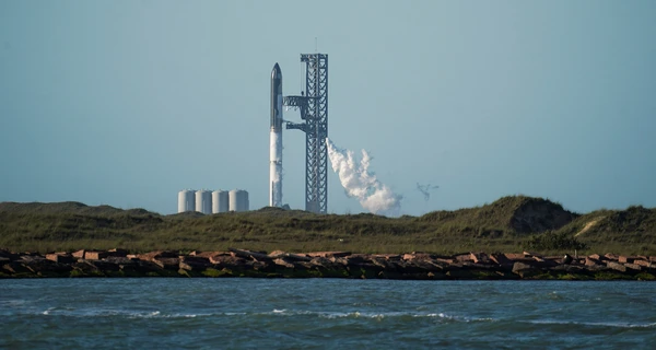 Space X за хвилину до старту скасував запуск ракети Starship - вона має доставляти людей на Місяць