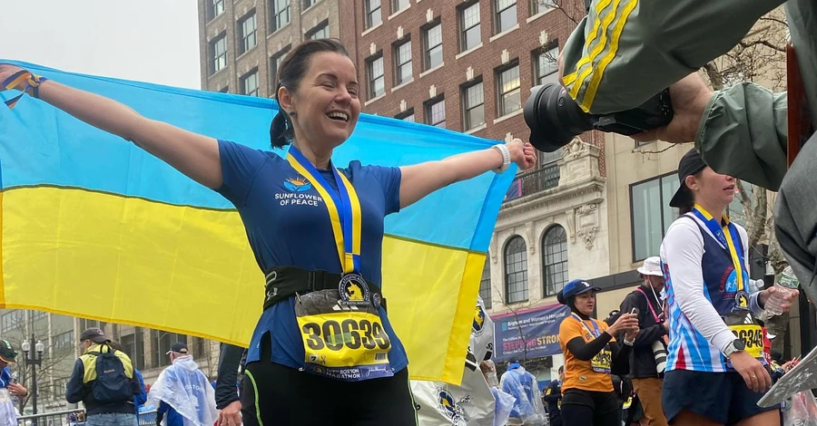 Маричка Падалко пробежала 42-километровый марафон в Бостоне, чтобы помочь Украине