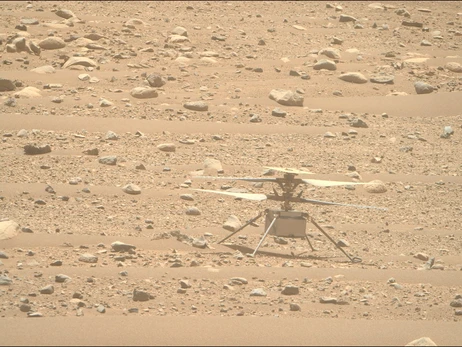 Марсоход Perseverance показал вертолет Ingenuity после пятидесяти полетов на Марсе