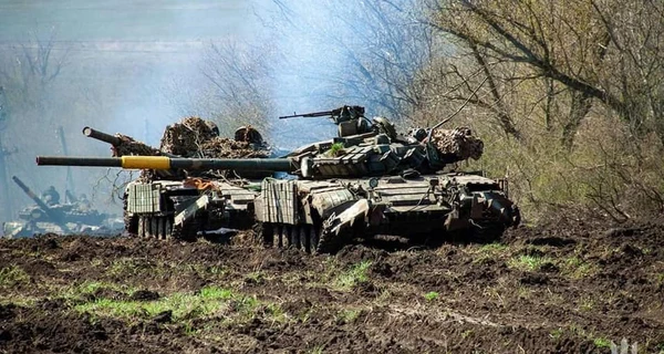 Генштаб: ВСУ уничтожили два склада боеприпасов РФ и отбили более 40 атак на Донбассе