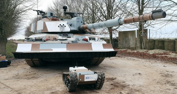 Зброя нового покоління: безпілотні танки, лазери та дрони з ШІ