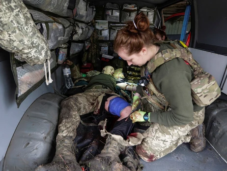 Генштаб: РФ катастрофически не хватает медицинского персонала на поле боя