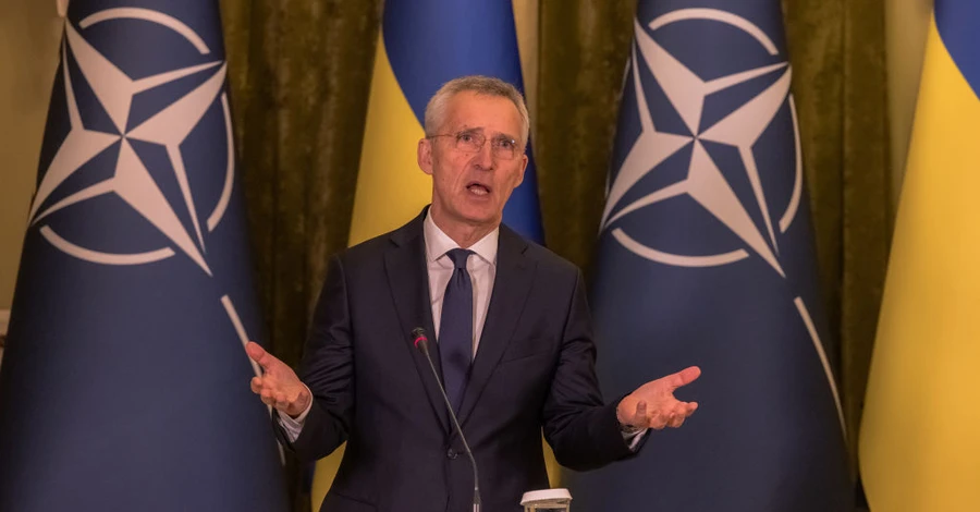 Польща, Чехія і Словаччина попросили від НАТО гарантій безпеки для України ще до членства