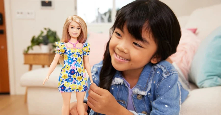 Виробник Барбі показав першу у світі ляльку із синдромом Дауна