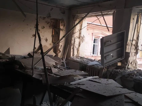РФ зранку обстріляла Харківщину, зруйнований житловий будинок