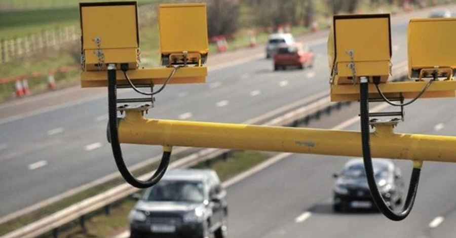 На дорогах Украины заработали 39 новых камер фиксации нарушений ПДД: где они находятся