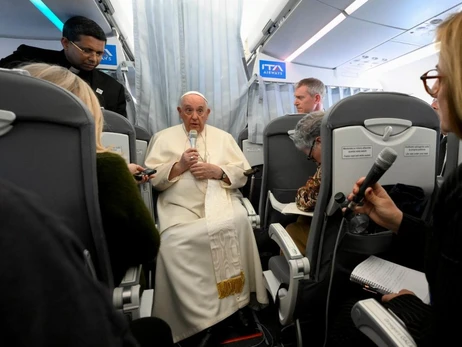 Папа Римський розповів про непублічну місію з пришвидшення миру в Україні